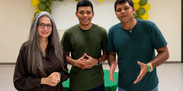 Sérgio Victor reúne apoiadores em Encontro da Direita com Diego Castro e Dra. Raissa Soares em Alagoinhas