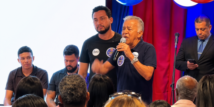 Em convenção, Paulo Cezar diz que não aceitará fechamento do Hospital Dantas Bião e defende retomada do desenvolvimento de Alagoinhas