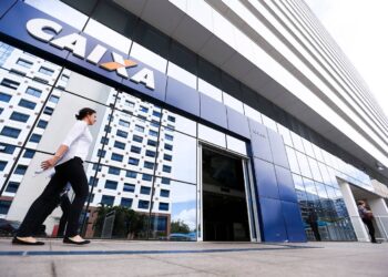 Greve de bancários começou nesta quinta na Caixa e no Banco do Brasil