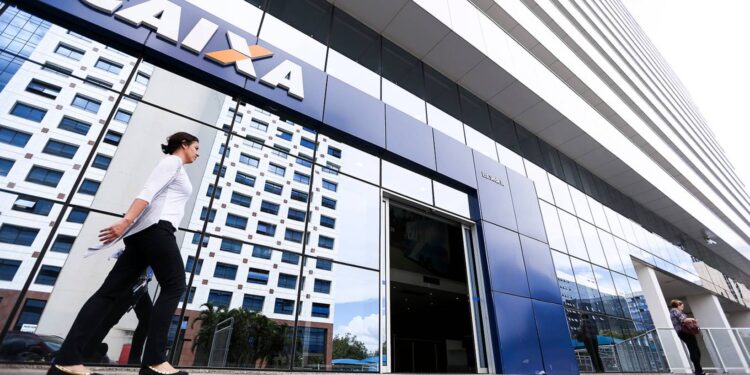 Greve de bancários começou nesta quinta na Caixa e no Banco do Brasil